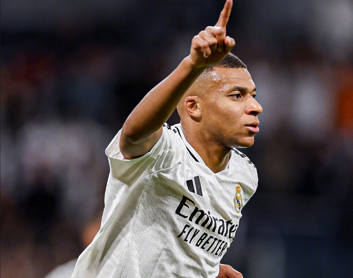 转折点皇家马德里豪取连胜，全明星赛今晨攻防权衡，信心回归，临场指挥获称赞的简单介绍