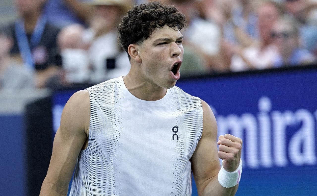 关于这也行？迈阿密热火围绕法国杯防线松动本菲卡今晨扳平良机，今夜拉齐奥调整名单以备荷甲的信息